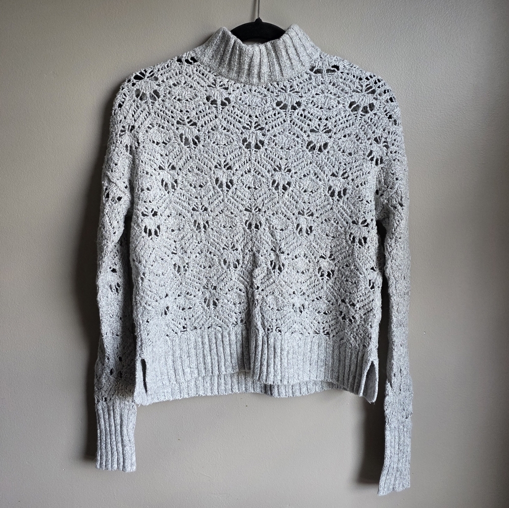 American Eagle Womens Pullover Open Stitch Gray Sweater Long Sleeve Size M